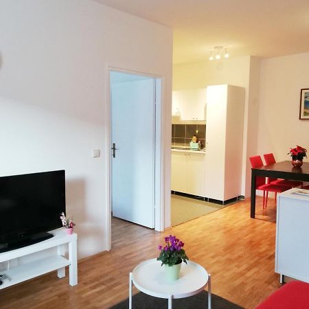 City Center Apartment Umag Kültér fotó