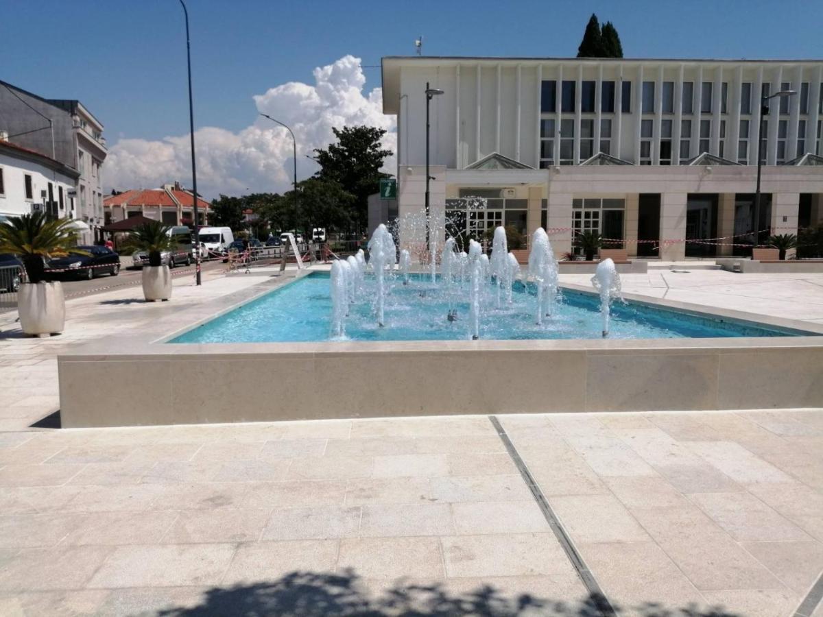 City Center Apartment Umag Kültér fotó